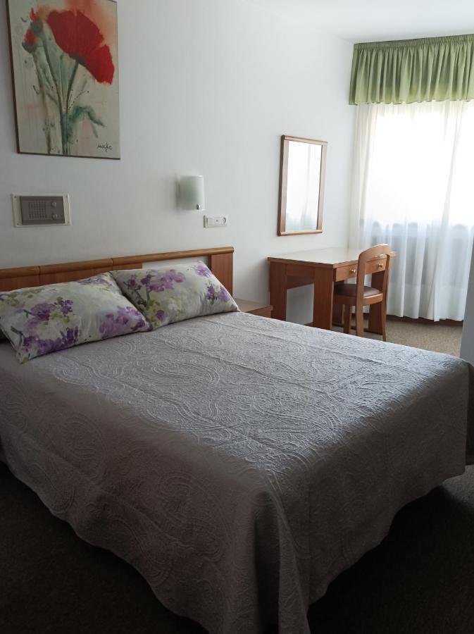 Hostal Palas A Coruña Buitenkant foto