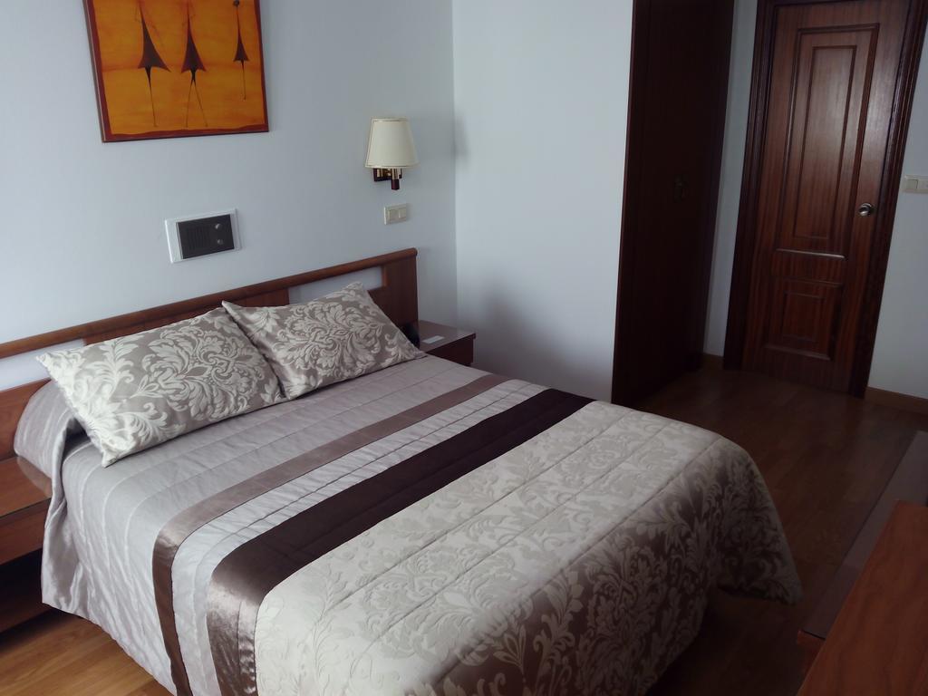 Hostal Palas A Coruña Buitenkant foto